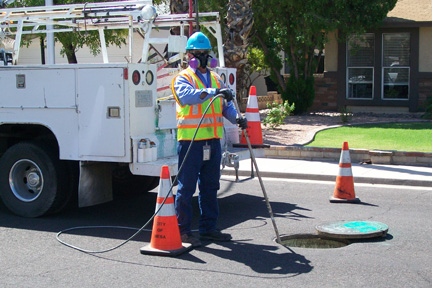 RoachManHoleTreatment